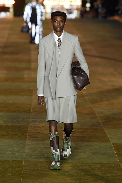 mf2020 louis vuitton|louis vuitton men's dress code.